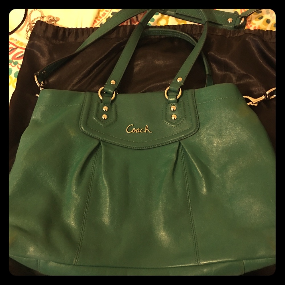 Coach Ashley Carryall • Green